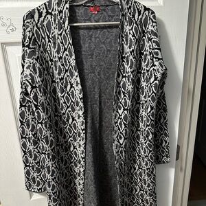 GUESS Sweater / cardigan